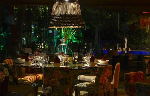 Hotel Iara Beach