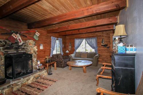 Canyon Log Retreat #1297