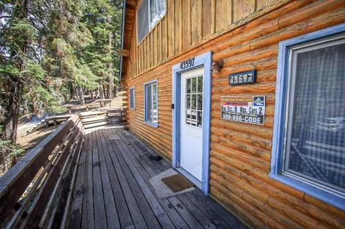 Canyon Log Retreat #1297