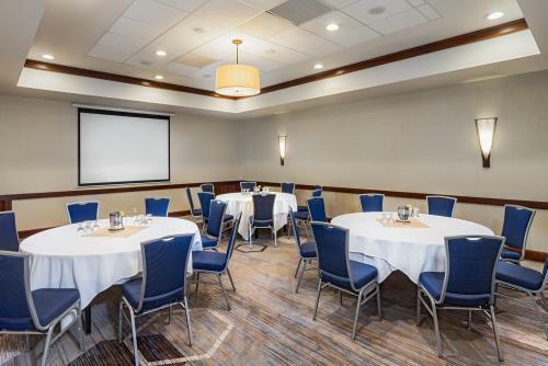 Hotel Fullerton Marriott At California State University