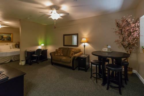 Hotel Grass Valley Courtyard Suites