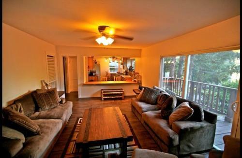 Honey Bear Lodge