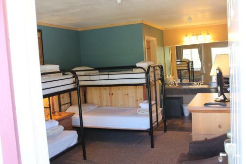 Whitney Portal Hostel And Hotel