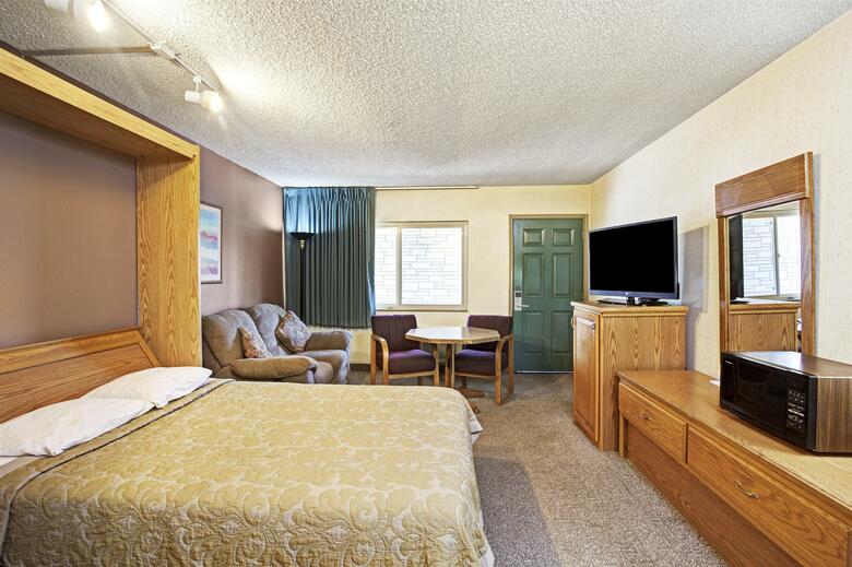 Hotel Super 8 Long Beach