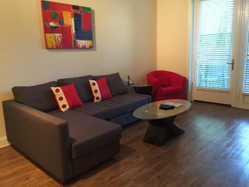 Apartamentos Luxury 2-bedroom, 2-bathroom W Pool
