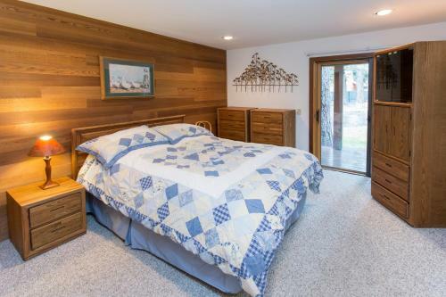 Lodge Mammoth Golf Properties By 101 Great Escapes