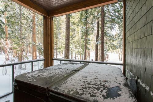 Lodge Mammoth Golf Properties By 101 Great Escapes