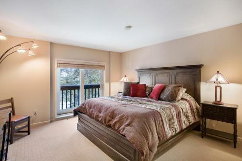 Lodge Mammoth Golf Properties By 101 Great Escapes