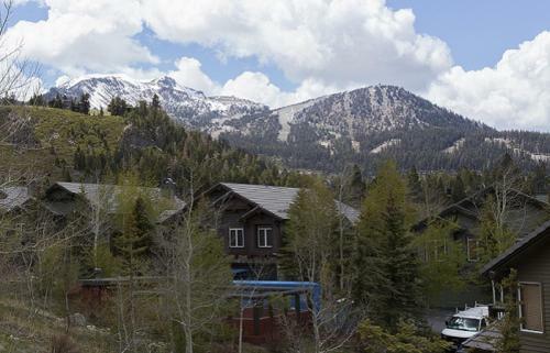 Lodge Mammoth Golf Properties By 101 Great Escapes