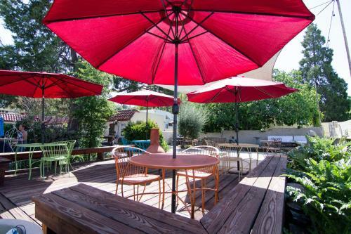 Posada River Rock Inn