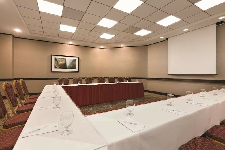 Hotel Embassy Suites By Hilton Anaheim-orange