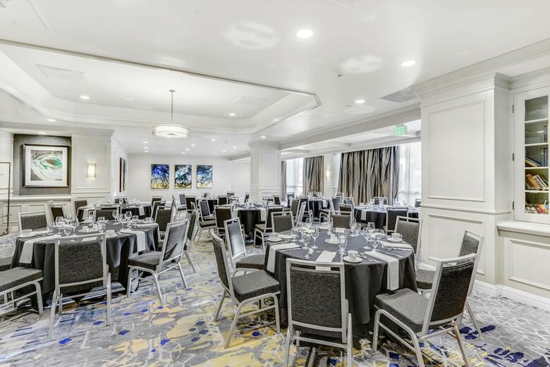 Hotel Embassy Suites By Hilton Anaheim-orange