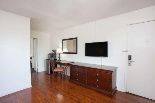 Hotel Days Inn Orange Anaheim