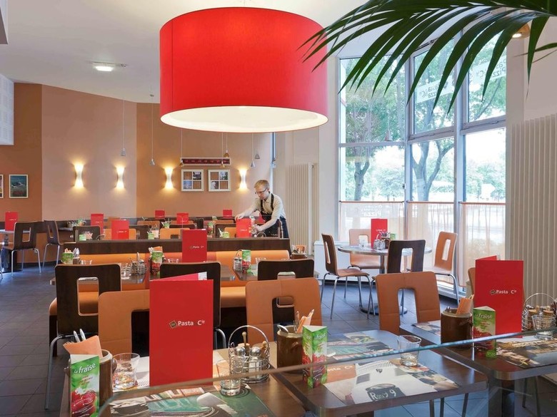 Hotel Ibis Paris La Villette Cit� Des Sciences 19�me