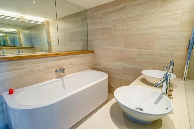 Apex City Quay Hotel And Spa