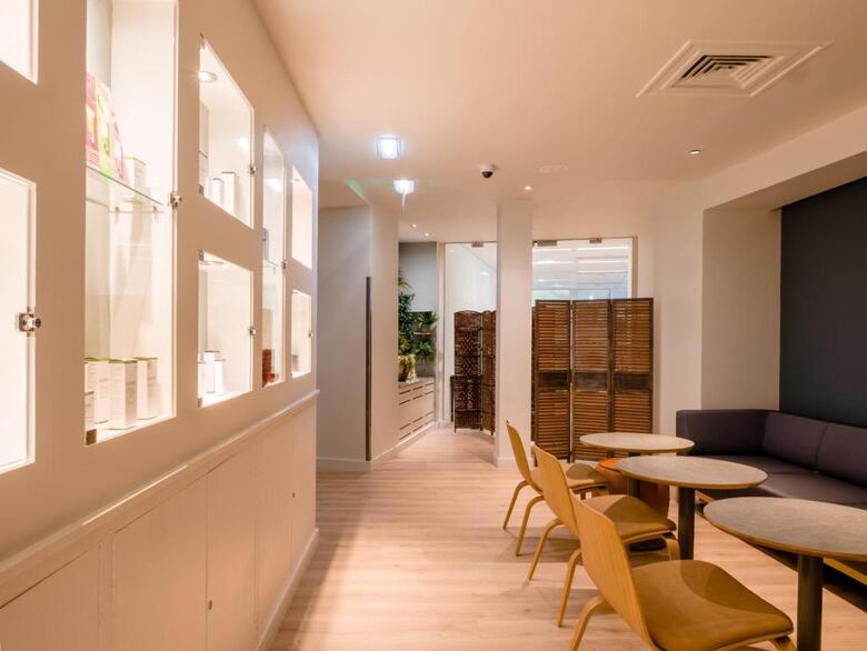 Apex City Quay Hotel And Spa