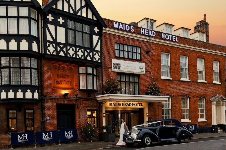 Hotel Maids Head