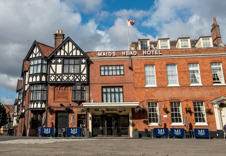 Hotel Maids Head