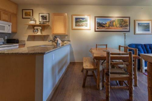 Apartamento Juniper Springs Lodge # 538
