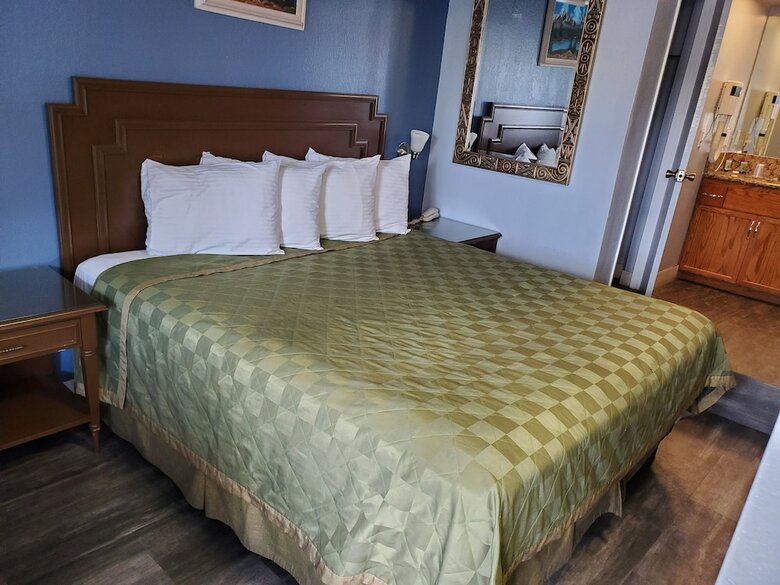 Sea Garden Motel