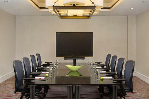 Hotel Pleasanton Marriott