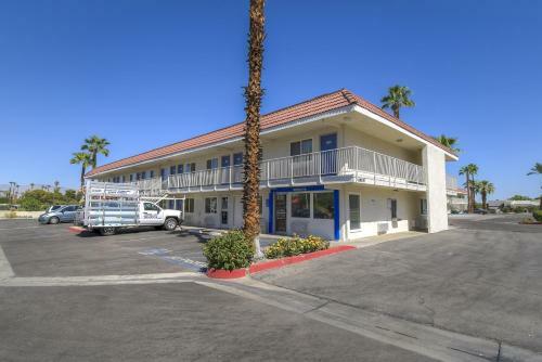 Motel 6 Palm Springs - Rancho Mirage