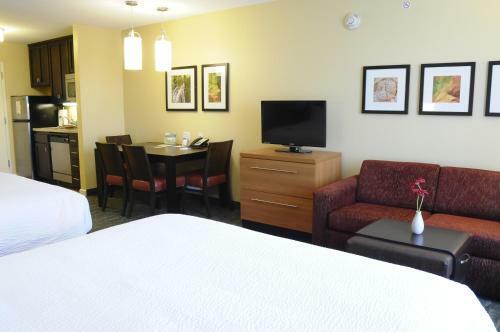 Aparthotel Towneplace Suites Redding