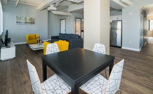 Hollywood Dicaprio Apartment