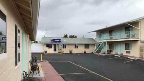 Motel Budget Inn & Suites Ridgecrest