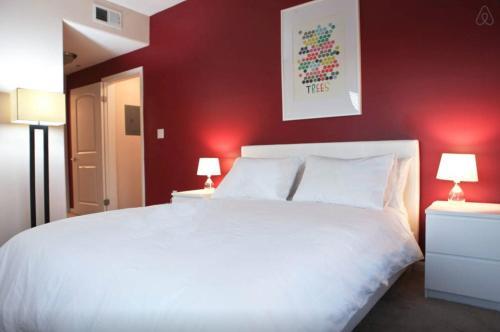 Luxury Apartment Near The Grove