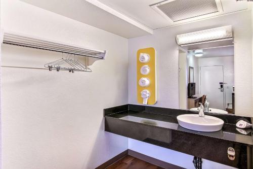 Motel 6 Salinas South - Monterey Area