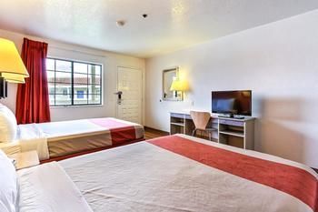 Motel 6 Salinas North - Monterey Area