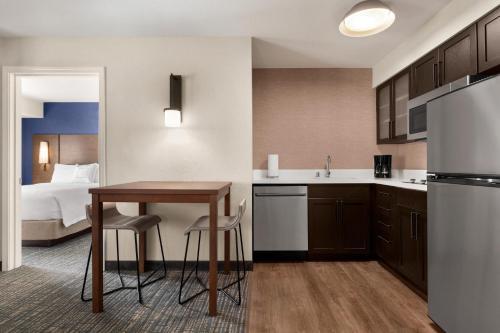 Hotel Residence Inn By Marriott Salinas