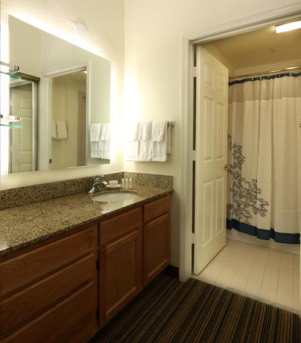 Hotel Residence Inn By Marriott Salinas