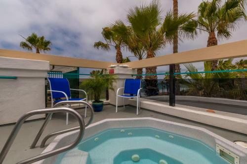 Hotel San Clemente Cove Resort