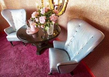Hotel Madonna Inn