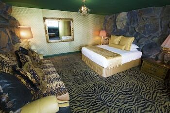 Hotel Madonna Inn