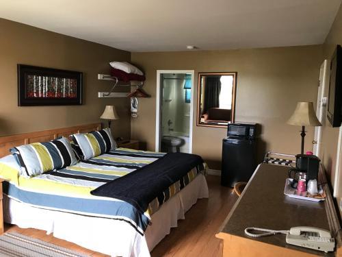 Anchor Motel And Suites