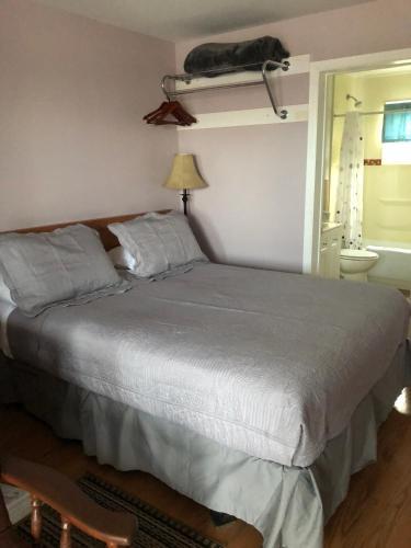 Anchor Motel And Suites