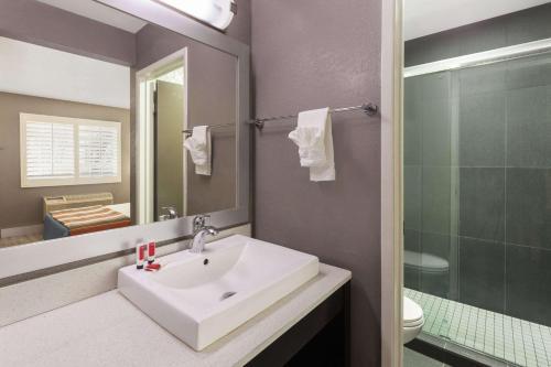 Motel Knights Inn San Ysidro