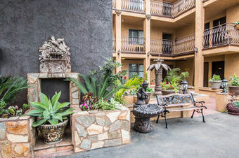 Motel Quality Inn & Suites Near The Border