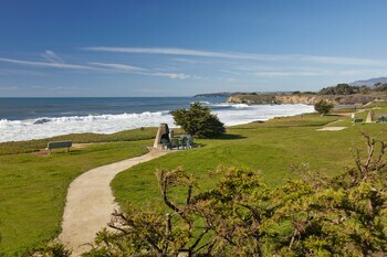 Hotel Best Western Plus Cavalier Oceanfront Resort