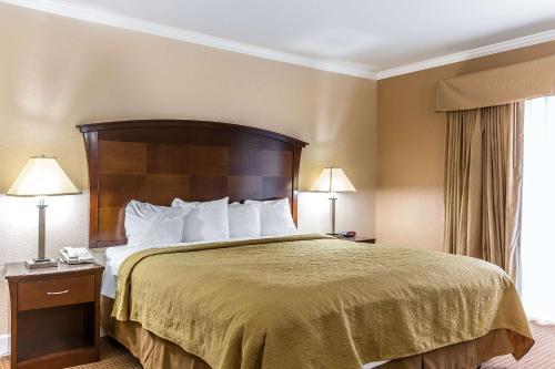 Hotel Quality Inn Near Hearst Castle