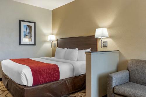 Hotel Clarion Inn And Suites John Wayne Airport