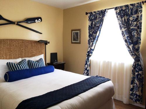 Bed & Breakfast West Cliff Inn, A Four Sisters Inn