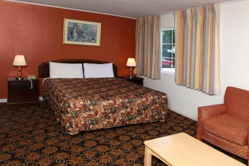 Hotel Granada Inn