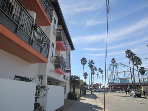 Motel Carousel Beach Inn