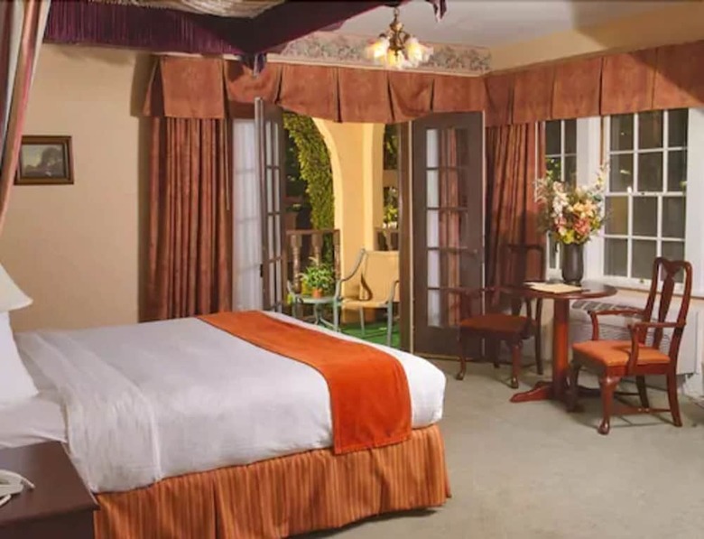 Hotel Historic Santa Maria Inn