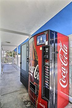 Motel 6 Santa Barbara-state