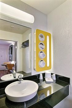 Motel 6 Santa Barbara-state
